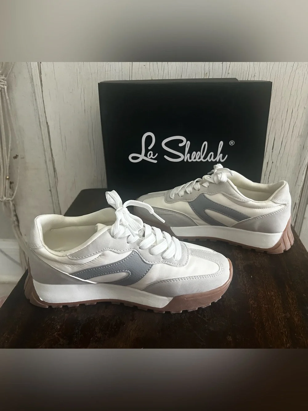 La‎ Sheelah Grey/Multi Retro Runner Sneakers-SIZE: 5 Women's